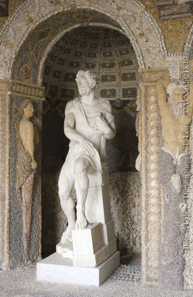 Bacchus ; © ARCHIVES DEPARTEMENTALES DE LA LOIRE ; ©  Alexandre DELABRE ; ©  Musée Château de la Bâtie d'Urfé